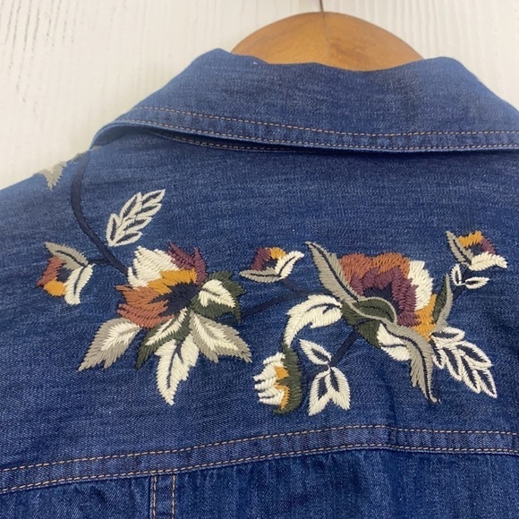 Pendleton -Vintage Dark Denim Button Up With Floral on Shoulder & Back XXS - Picture 9 of 9